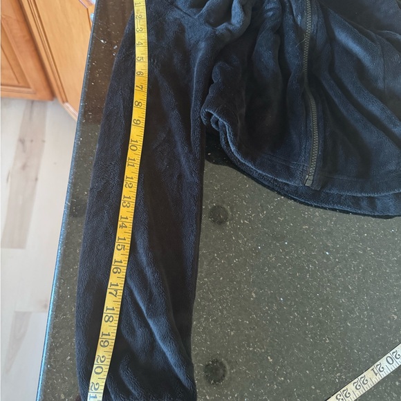 The North Face Black Osolita Fleece Jacket. Girls size L - Picture 12 of 13